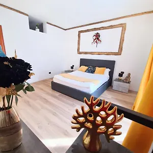 Luxury Flat In Center By The Sea Bari